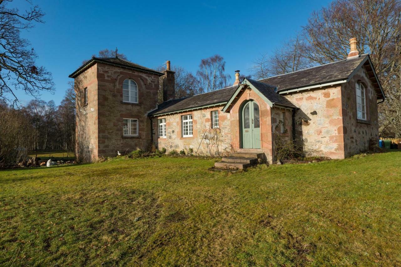 Villa Evelix, The Old School House Muir of Ord Exterior foto